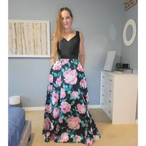 VAL STEFANI Black and Floral Ball Gown Pockets 12